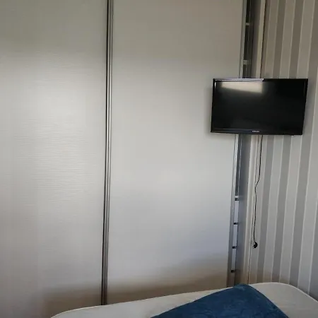 Alexplatz Danube View Apartment